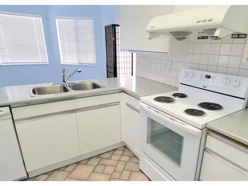 204-7660 Minoru Blvd Kitchen