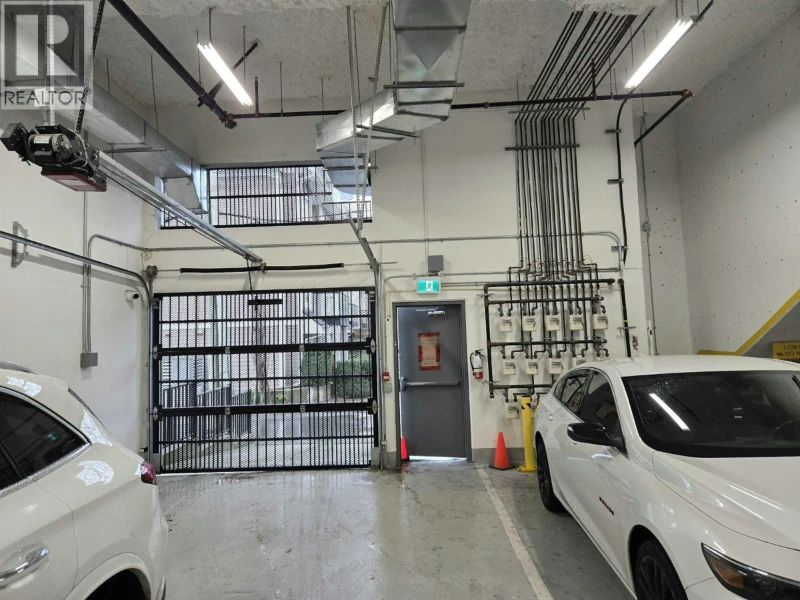 2551 Kingsway Gated Parking