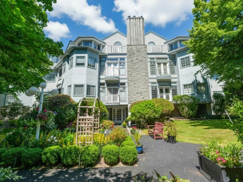 301-7660 Minoru Blvd Exterior