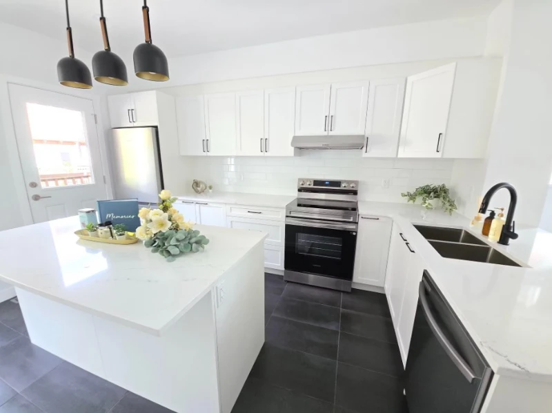 73-2000 Panorama Drive Kitchen